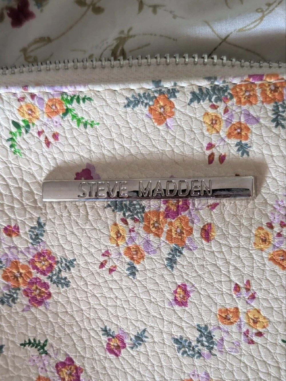 Steve Madden Floral Print White Satchel /Cosmetic Bag